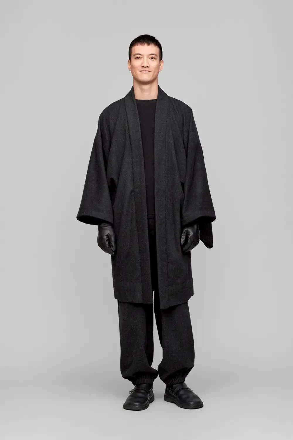 カシミヤツイル / CHARCOAL